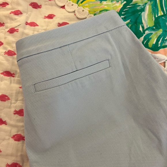 Lilly Pulitzer Addie Blue Stretch Shorts Ruffle Pocket - Picture 5 of 5